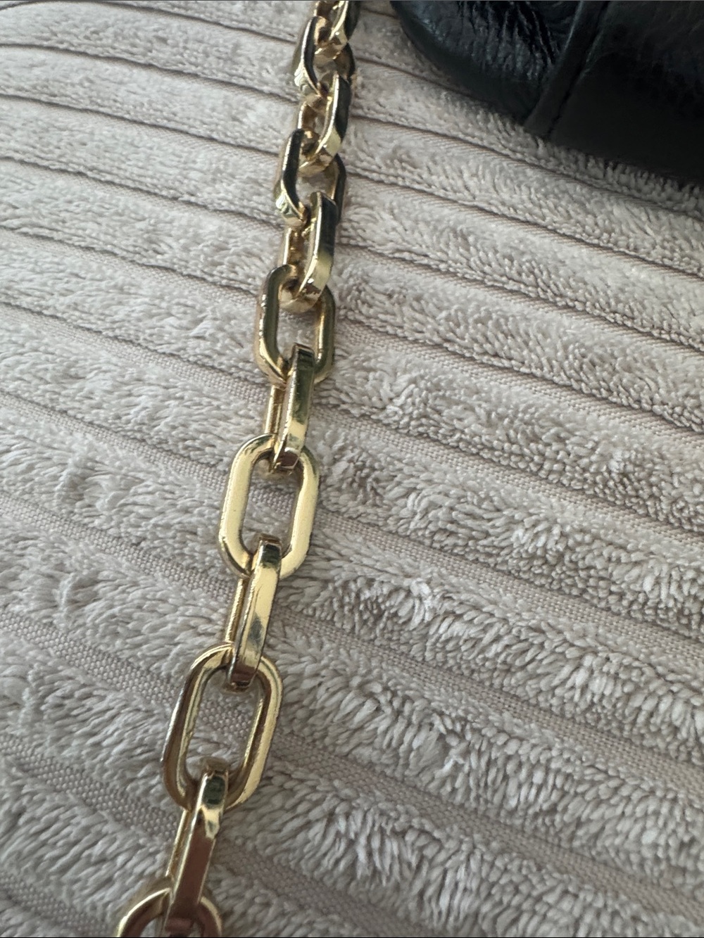 Tory Burch Black Pebbled Leather Crossbody with Gold Logo - Picture 8 of 9